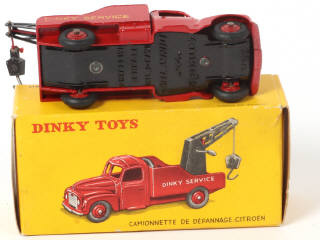 Lot 347 - DINKY TOYS (FRANCE) (1)