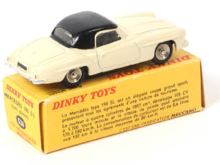 Lot 304 - DINKY TOYS (FRANCE) (1)