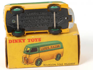 Lot 338 - DINKY TOYS (FRANCE) (1)