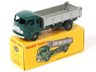 Lot 343 - DINKY TOYS (FRANCE) (1)