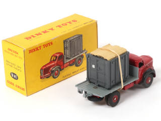 Lot 345 - DINKY TOYS (FRANCE) (1)