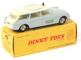 Lot 310 - DINKY TOYS (FRANCE) (1)