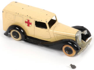 Lot 221 - DINKY TOYS (GB) (1)