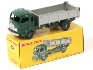 Lot 356 - DINKY TOYS (FRANCE) (1)