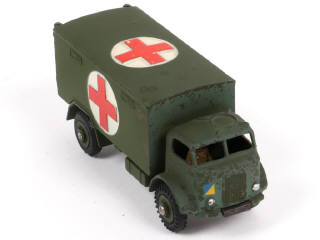 Lot 281 - DINKY TOYS (GB) (4)