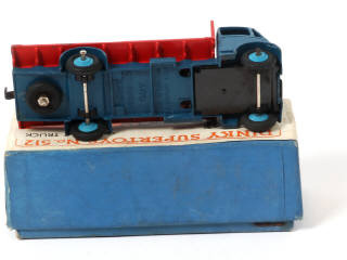 Lot 242 - DINKY TOYS (GB) (1)