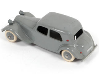 Lot 294 - DINKY TOYS (FRANCE) (1)