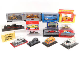 Lot 218 - DIVERS (16)