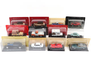 Lot 201 - DIVERS (12)