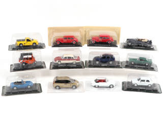 Lot 138 - DIVERS (12)