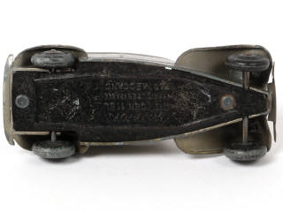 Lot 322 - DINKY TOYS (FRANCE) (1)