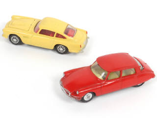 Lot 168 - CORGI TOYS (GB) (2)