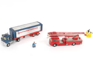 Lot 169 - CORGI TOYS (GB) (2)