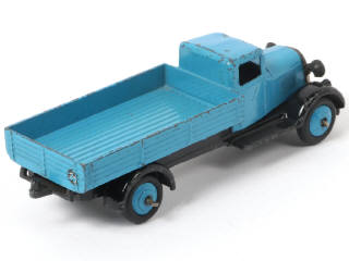 Lot 269 - DINKY TOYS (GB) (1)