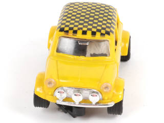 Lot 45 - SCALEXTRIC (FRANCE) (3)