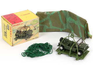 Lot 340 - DINKY TOYS (GB) (1)