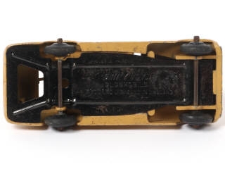 Lot 300 - DINKY TOYS (GB) (1)