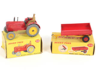 Lot 381 - DINKY TOYS (GB) (2)