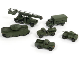 Lot 407 - DINKY TOYS (GB) (6)