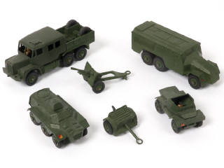 Lot 405 - DINKY TOYS (GB) (6)