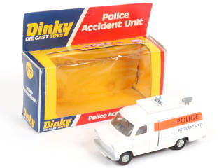 Lot 332 - DINKY TOYS (GB) (1)