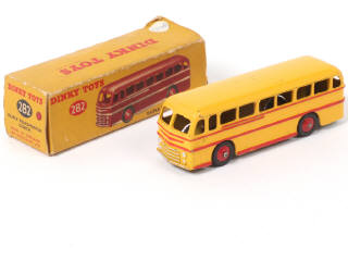 Lot 328 - DINKY TOYS (GB) (1)