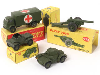 Lot 348 - DINKY TOYS (GB) (4)
