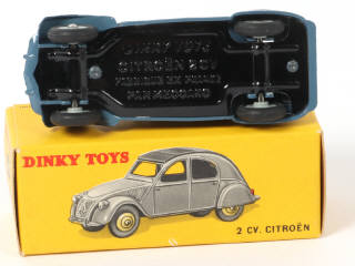Lot 262 - DINKY TOYS (FRANCE) (1)