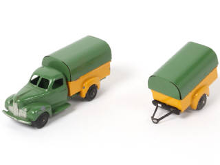 Lot 349 - DINKY TOYS (FRANCE) (2)