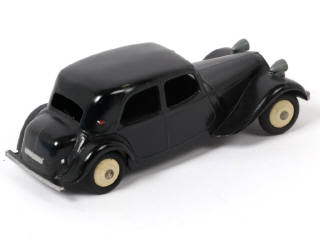 Lot 236 - DINKY TOYS (FRANCE) (1)