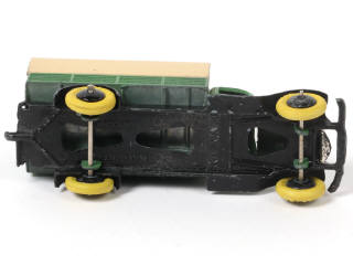 Lot 295 - DINKY TOYS (FRANCE) (1)