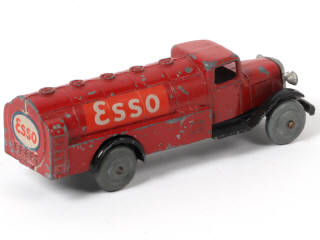 Lot 296 - DINKY TOYS (FRANCE) (1)