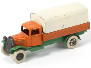 Lot 369 - DINKY TOYS (GB) (1)