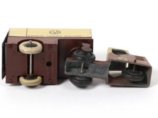 Lot 368 - DINKY TOYS (GB) (1)