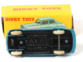 Lot 263 - DINKY TOYS (FRANCE) (1)