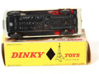 Lot 277 - DINKY TOYS (FRANCE) (1)
