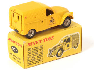 Lot 270 - DINKY TOYS (FRANCE) (1)
