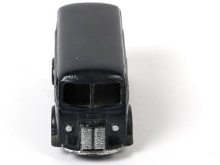 Lot 305 - DINKY TOYS (FRANCE) (1)