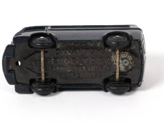 Lot 305 - DINKY TOYS (FRANCE) (1)