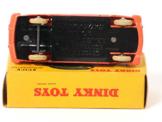 Lot 266 - DINKY TOYS (FRANCE) (1)