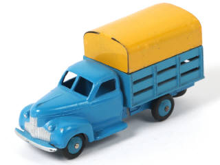 Lot 311 - DINKY TOYS (FRANCE) (1)