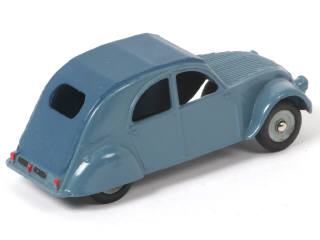 Lot 247 - DINKY TOYS (FRANCE) (1)