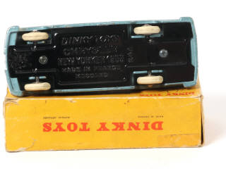 Lot 254 - DINKY TOYS (FRANCE) (1)