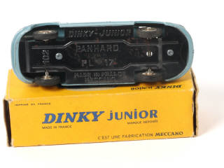 Lot 207 - DINKY TOYS (FRANCE) Série JUNIOR (1)