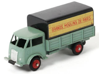 Lot 304 - DINKY TOYS (FRANCE) (1)