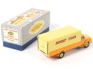 Lot 387 - DINKY TOYS (GB) (1)