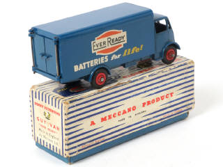 Lot 386 - DINKY TOYS (GB) (1)