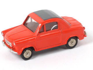 Lot 235 - DINKY TOYS (FRANCE) (1)
