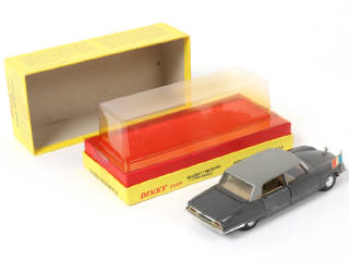 Lot 286 - DINKY TOYS (FRANCE) (1)