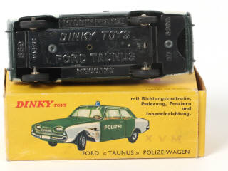Lot 275 - DINKY TOYS (FRANCE) (1)